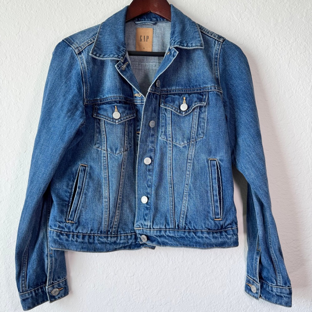 GAP Icon Denim Jacket Women Small Cotton Medium Indigo Wash Trucker 797118-00